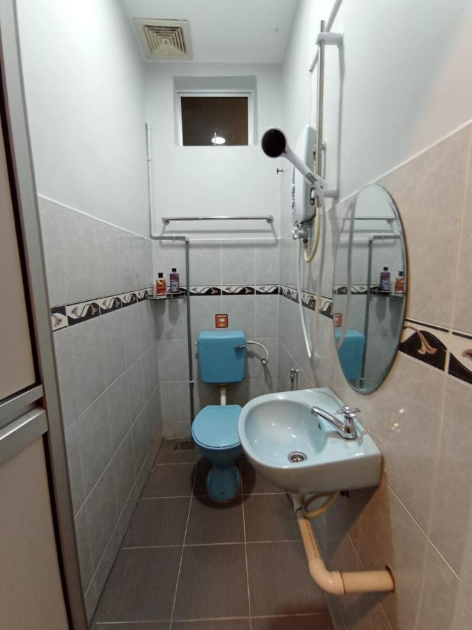 D Layaran Kuantan Lpt Exit 833 Hotell Eksteriør bilde