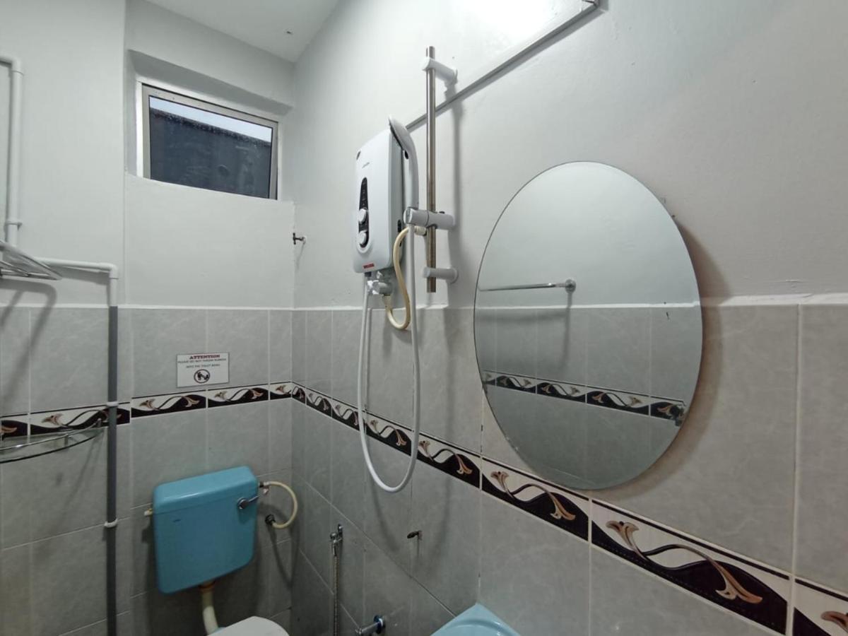 D Layaran Kuantan Lpt Exit 833 Hotell Eksteriør bilde
