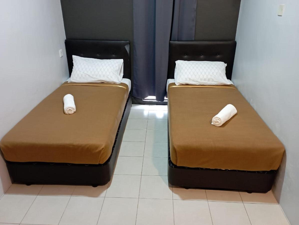 D Layaran Kuantan Lpt Exit 833 Hotell Eksteriør bilde